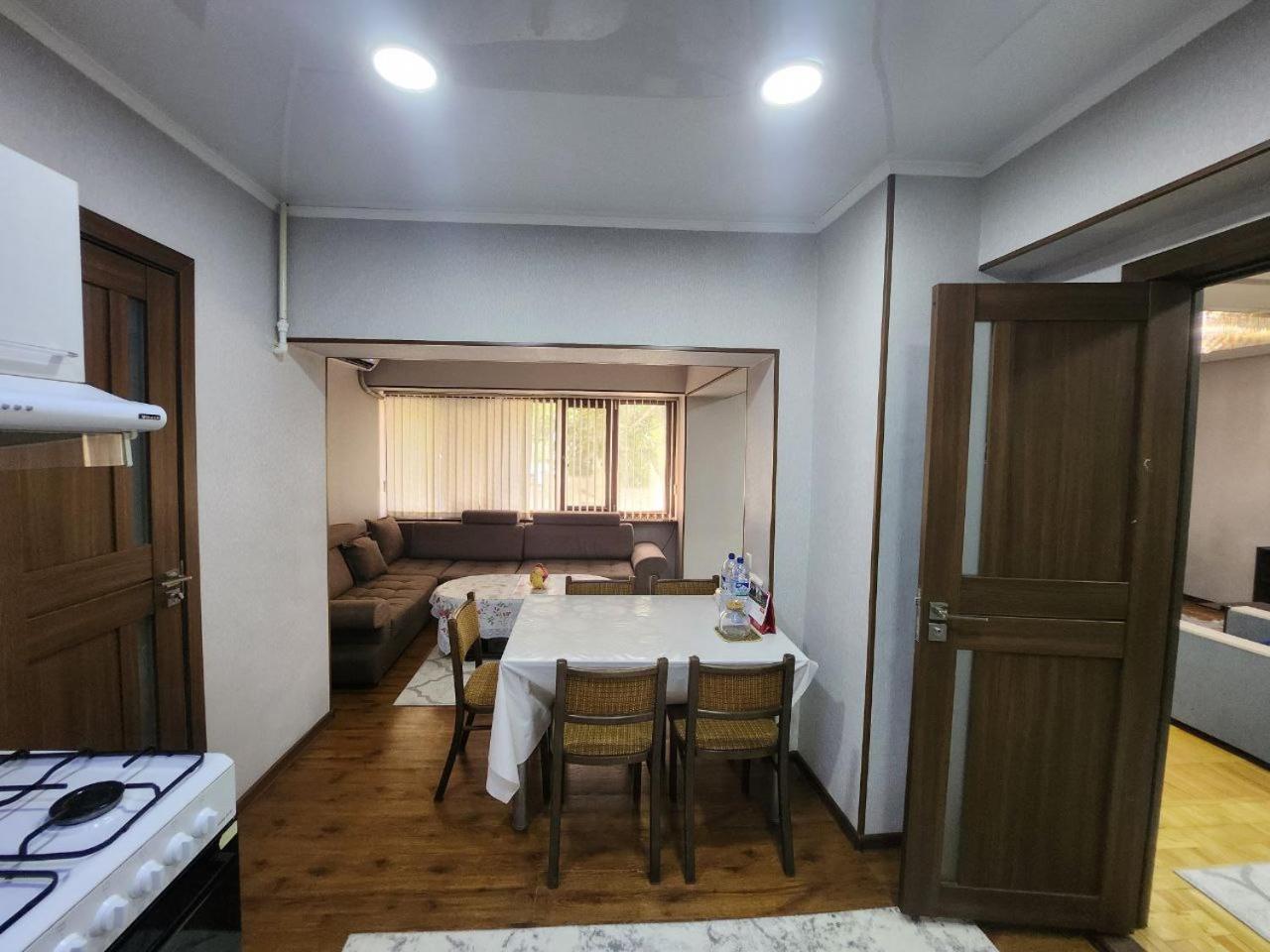 Apartment Center 1 塔什干 外观 照片