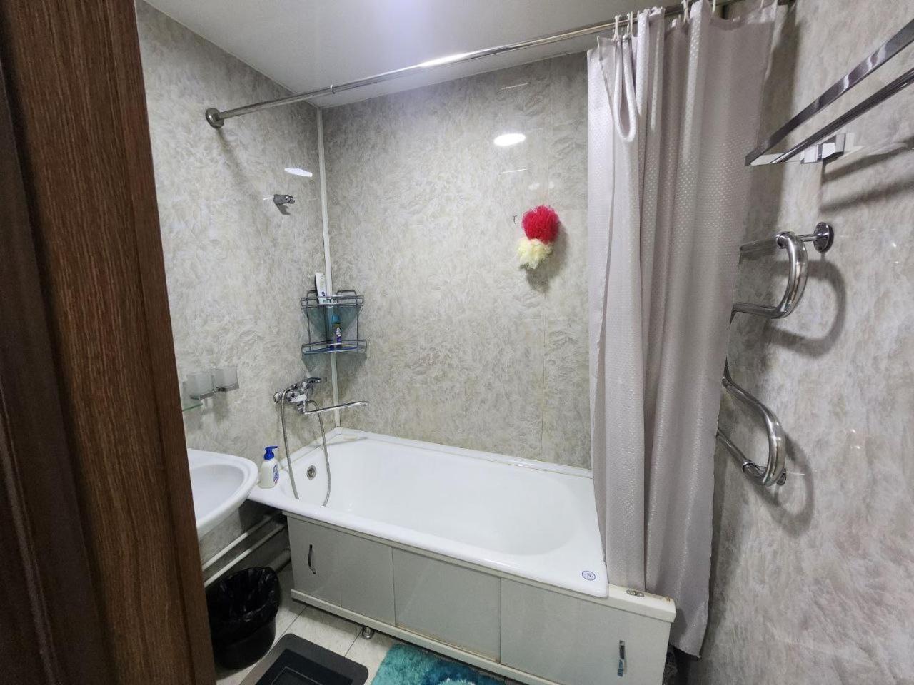 Apartment Center 1 塔什干 外观 照片
